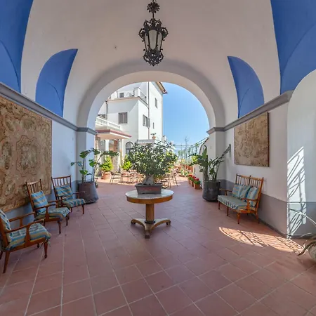 Hotel Jaccarino SantʼAgata sui Due Golfi