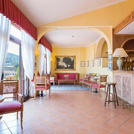 Hotel Iaccarino SantʼAgata sui Due Golfi
